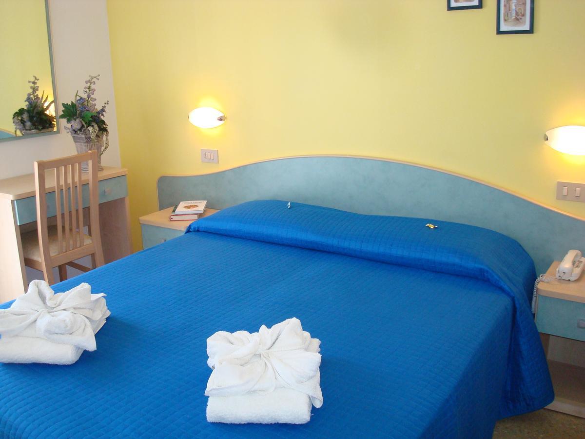 Hotel Villa Ersilia Rimini B&B Exteriér fotografie