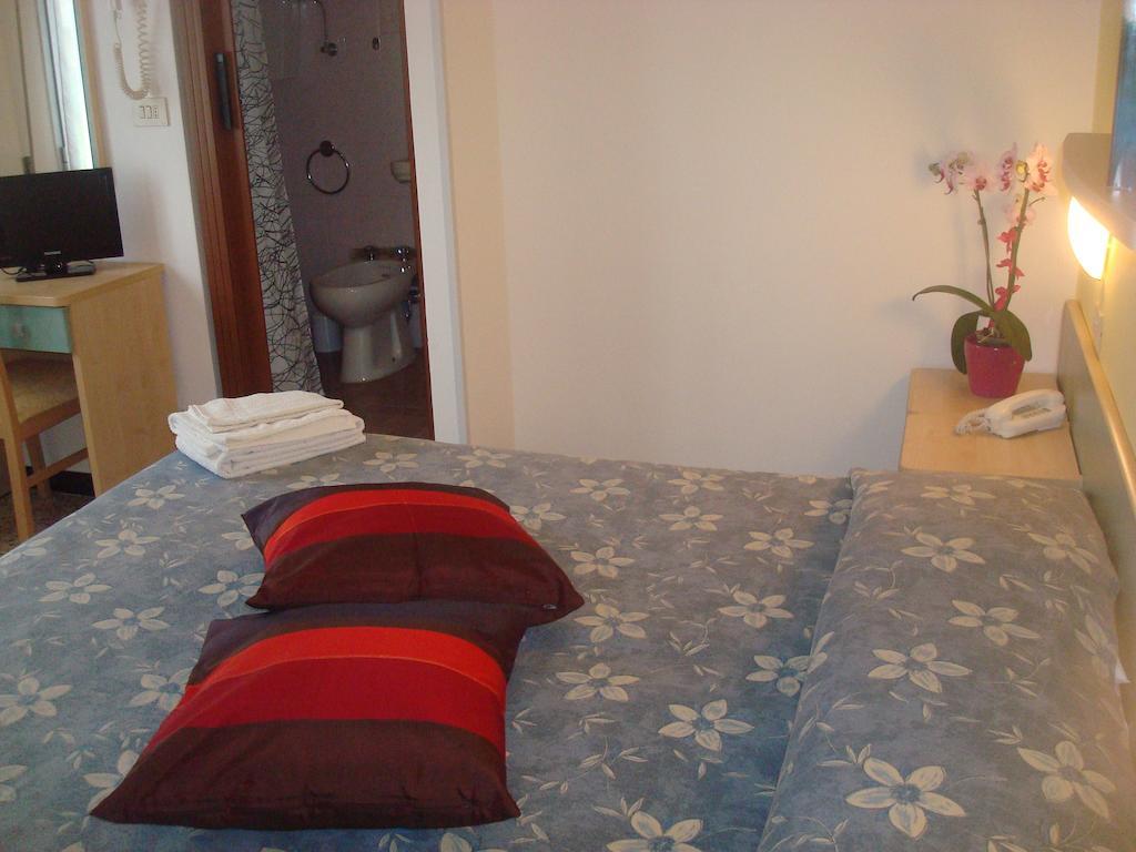 Hotel Villa Ersilia Rimini B&B Exteriér fotografie
